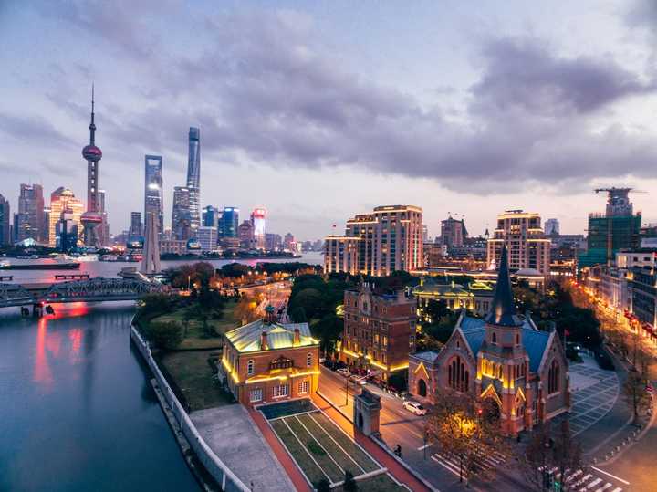 上海，繁华都市的魅力与活力涌动